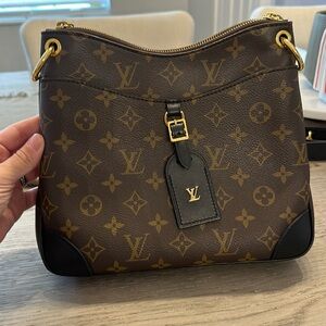 Authentic Louis Vuitton Crossbody Odéon PM